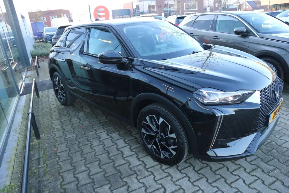 DS Automobiles DS 3 DS 3 1.2 PureTech Opéra AUTOMAAT NAVI 360 uit 2024, foto 5
