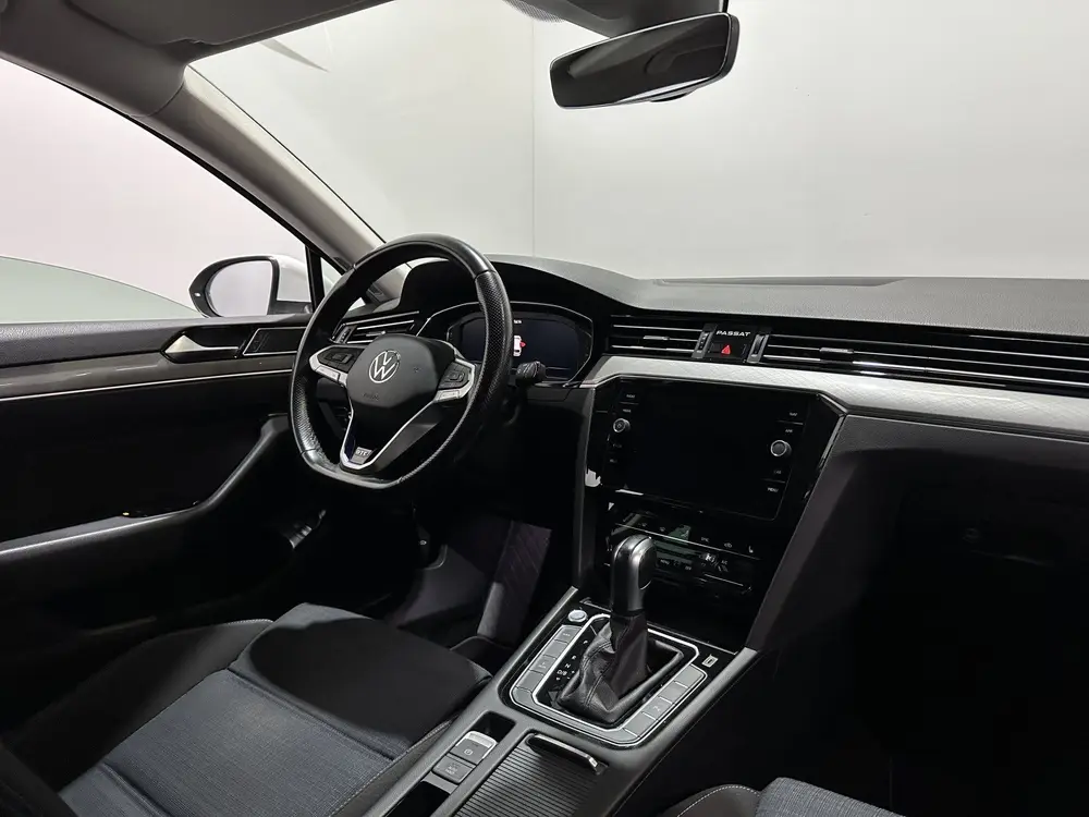 Volkswagen Passat Variant 1.4 TSI PHEV GTE Business - Carpla uit 2020, foto 3