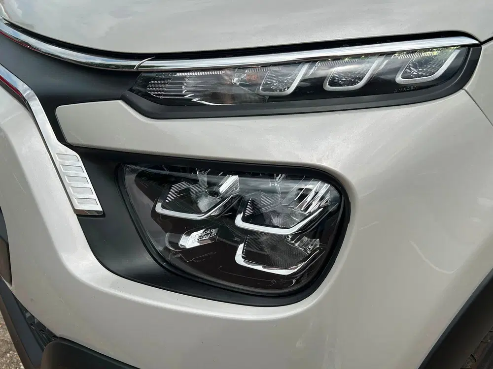 Citroën C3 1.2 Puretech 110pk S&S 2024 Grijs uit 2024, foto 5