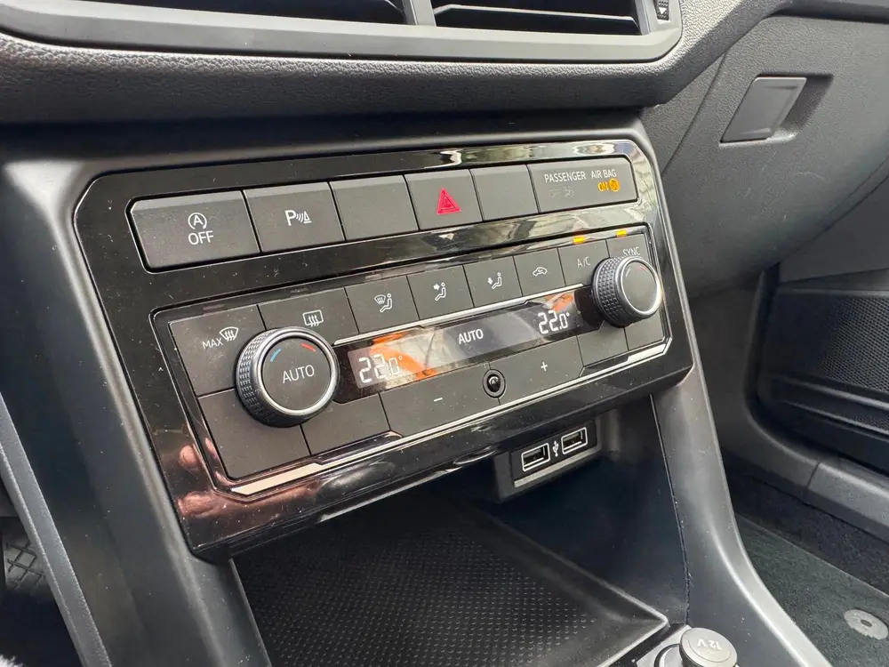 Volkswagen T-CROSS 1.0 TSI Life uit 2019, foto 15