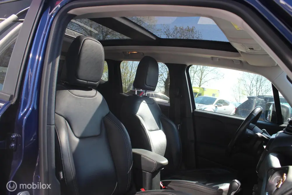 Jeep Renegade 1.3T Freedom Pano/Leder/Adaptive-Cruise/Stoelv uit 2019, foto 13