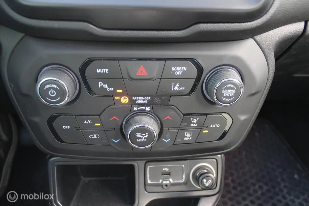 Jeep Renegade 1.3T Freedom Pano/Leder/Adaptive-Cruise/Stoelv uit 2019, foto 20