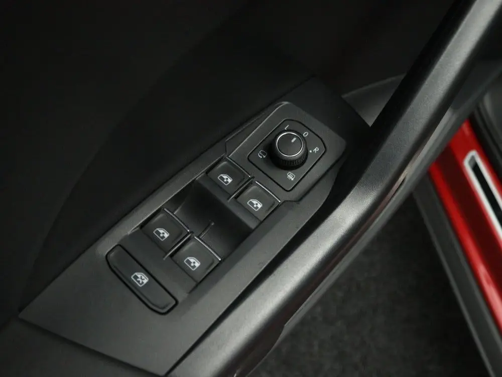 Volkswagen T-Cross 1.0 TSI R-Line Automaat | IQ Light | Priv uit 2025, foto 20