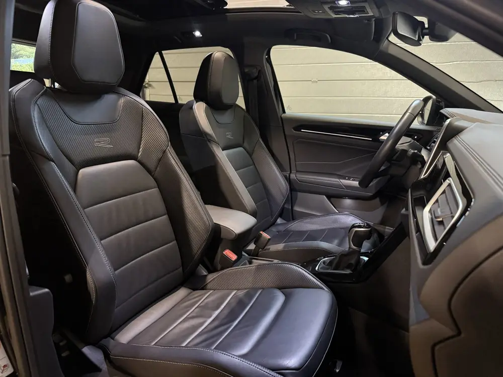 Volkswagen T-Roc 1.5 TSI R-Line Business|PANO|LANEASSIST|MEM uit 2025, foto 10