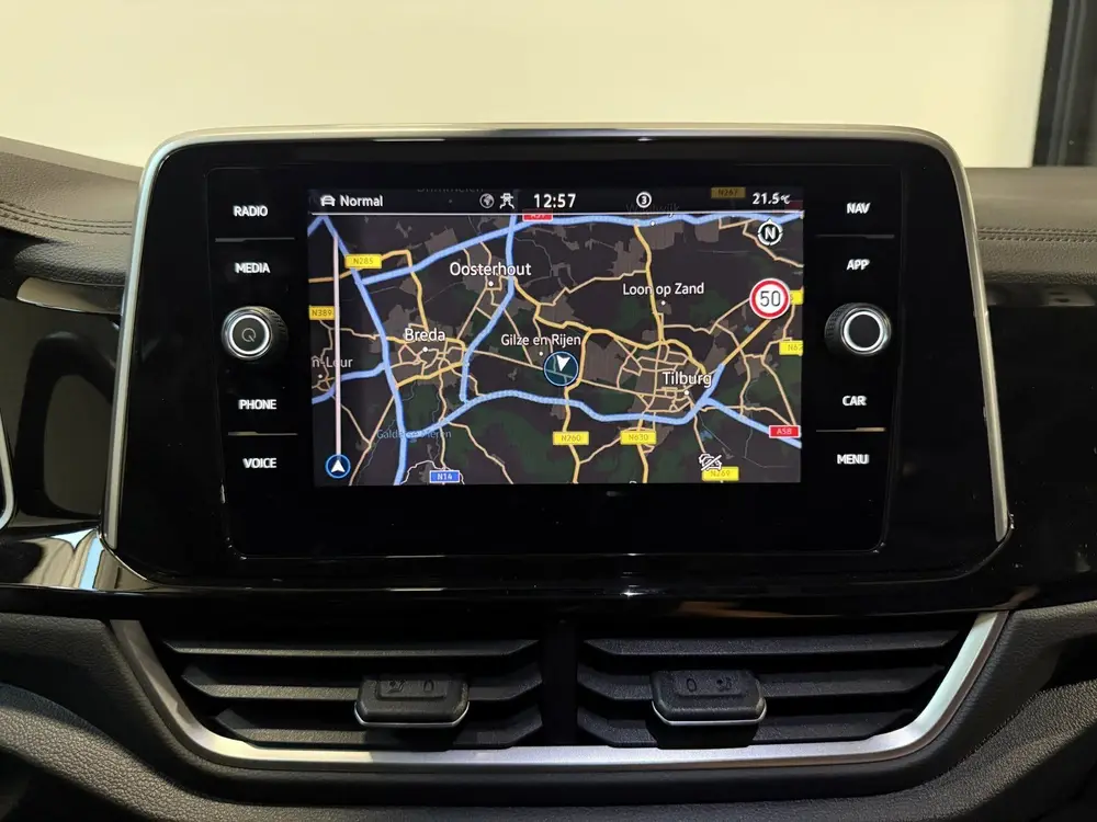 Volkswagen T-Roc 1.5 TSI R-Line Business|PANO|LANEASSIST|MEM uit 2025, foto 18