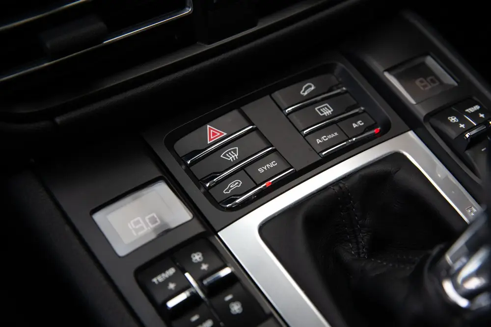 Porsche Macan 2.0 , Panoramadak, Memory, NAP, Luchtvering, L uit 2019, foto 18