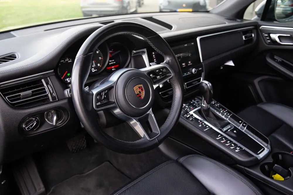 Porsche Macan 2.0 , Panoramadak, Memory, NAP, Luchtvering, L uit 2019, foto 5