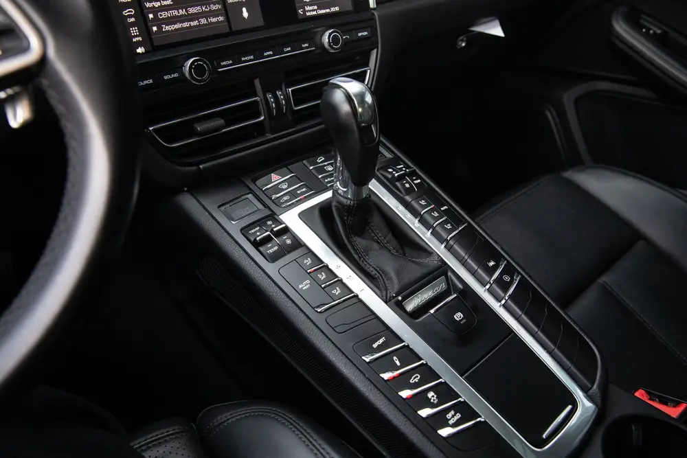 Porsche Macan 2.0 , Panoramadak, Memory, NAP, Luchtvering, L uit 2019, foto 6