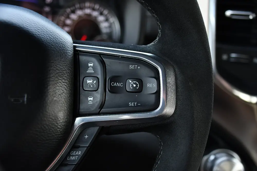 Dodge Ram 1500 5.7 V8 4x4 Crew Cab Laramie Full Options! 360 uit 2019, foto 16