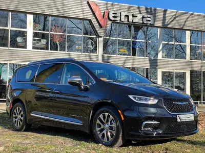 Chrysler Grand Voyager 3.6 V6 Pinnacle Plug-in Hybrid uit 2025
