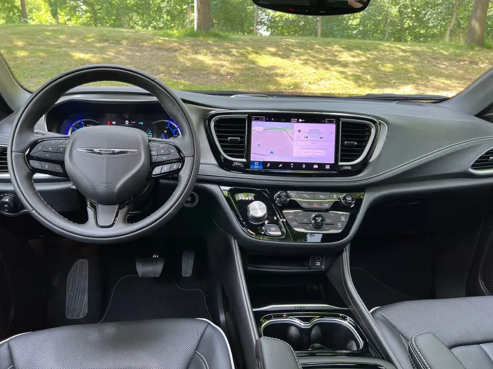 Chrysler Pacifica 3.6 V6 Limited S Hybride (bj 2025) uit 2025, foto 8