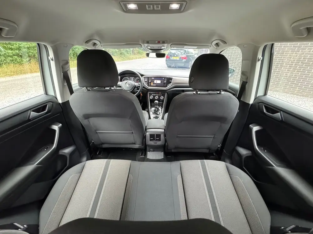 Volkswagen T-Roc 1.0 TSI 116PK 1E eig Sport DealerOH LED CAR uit 2019, foto 9