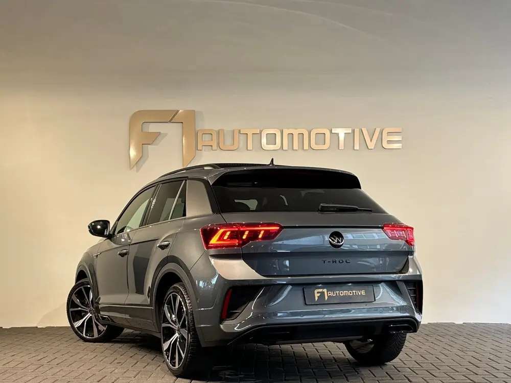 Volkswagen T-Roc 1.5 TSI Life Business Pano|Dodehoek|ACC|Mem uit 2024, foto 4