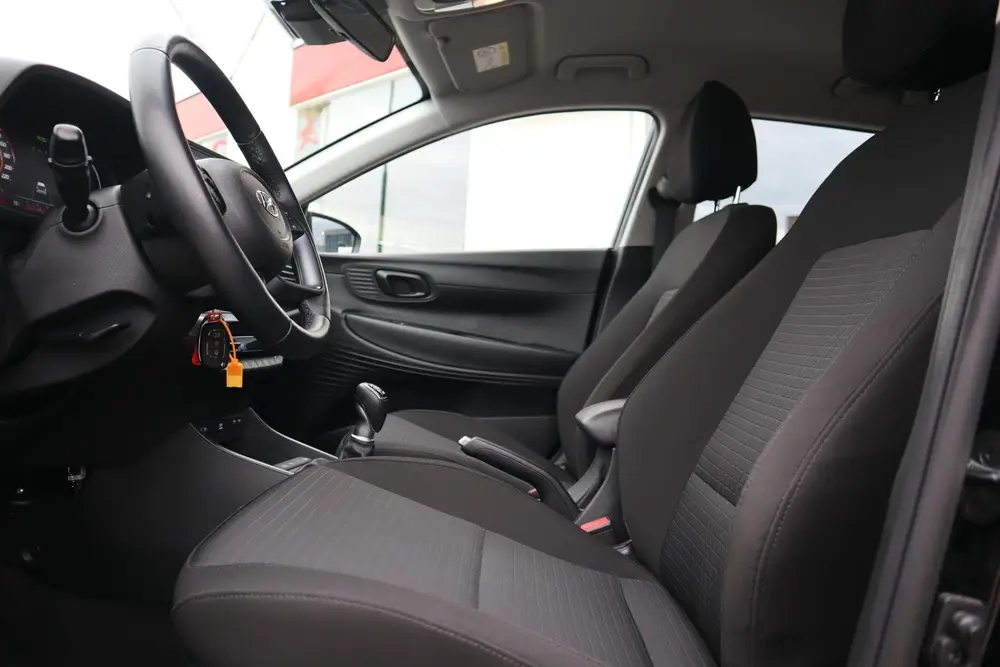 Hyundai i20 1.0 T-GDI COMFORT APPLE CARPLAY uit 2023, foto 6