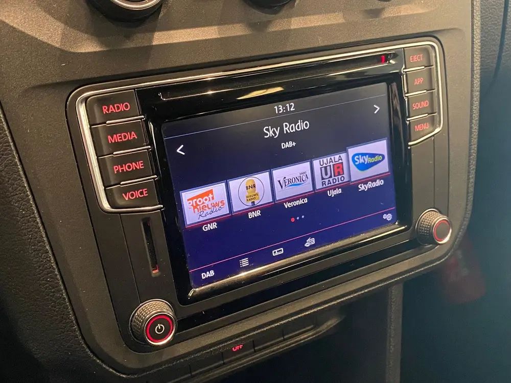 Volkswagen Caddy Maxi Rolstoelauto Automaat 5+1 uit 2019, foto 17