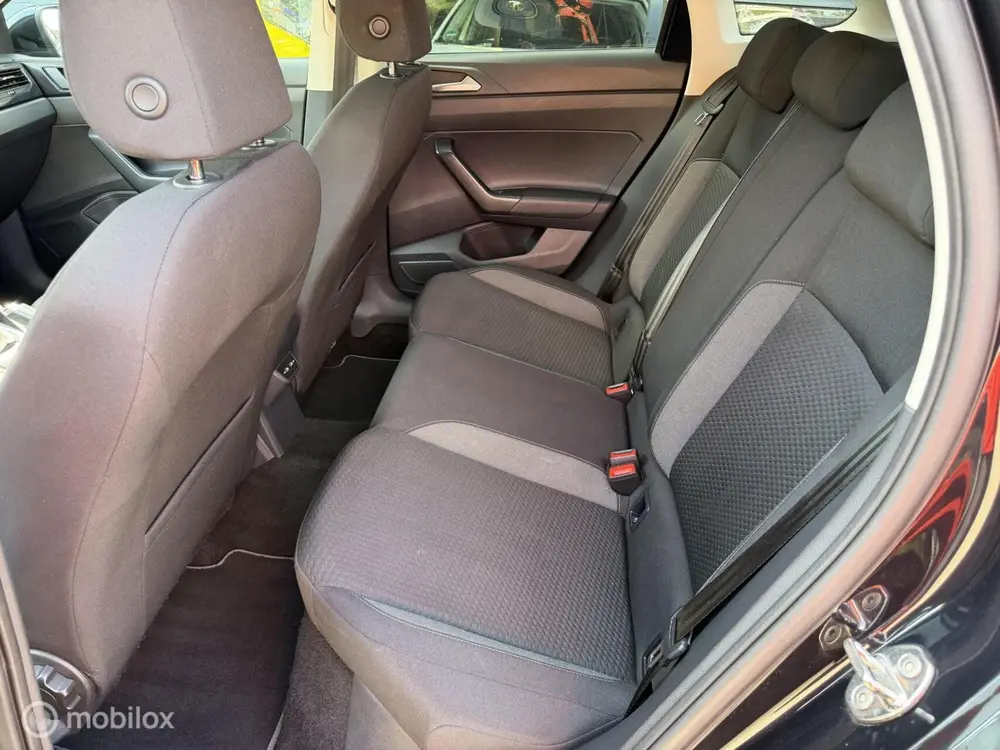 Volkswagen Taigo 1.0 TSI Life Business Airco Navi Camera PDC uit 2022, foto 13