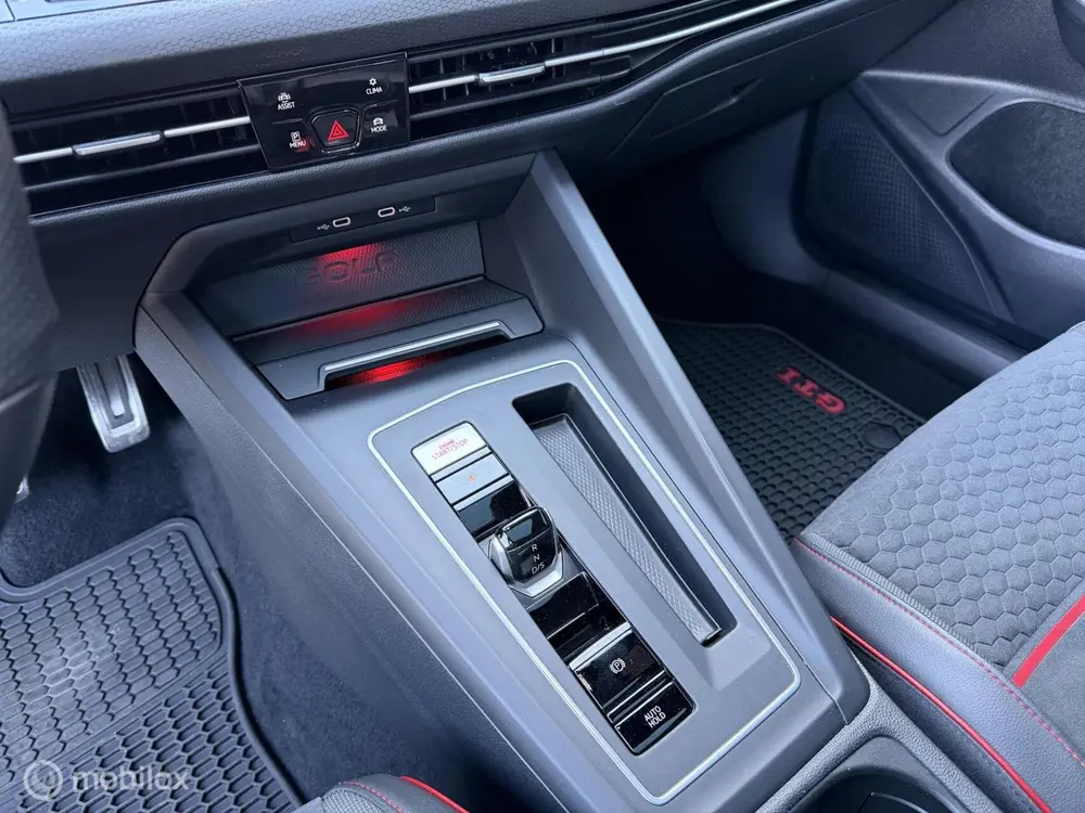 Volkswagen Golf 8 2.0 TSI GTI DSG Clubsport 300 PK Navi Pano uit 2022, foto 17
