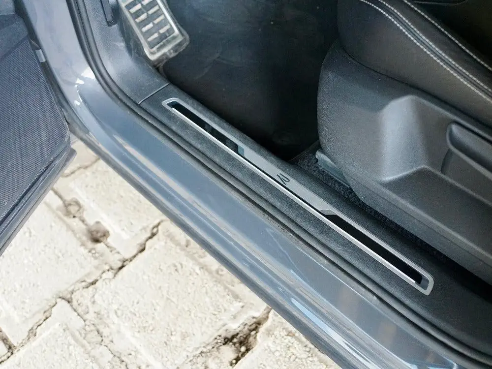Volkswagen Tiguan R-Line DSG | Pano | Dealer OH | Keyless uit 2022, foto 8