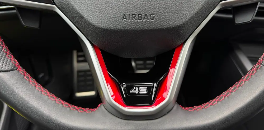 Volkswagen Golf 2.0 TSI GTI Clubsport 45 Jahre Pano Akra Nü uit 2022, foto 10