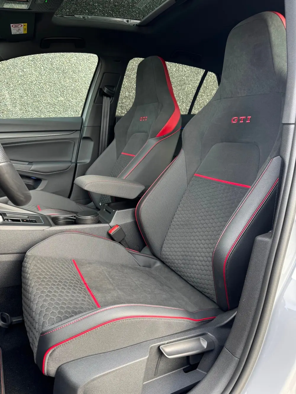 Volkswagen Golf 2.0 TSI GTI Clubsport 45 Jahre Pano Akra Nü uit 2022, foto 11