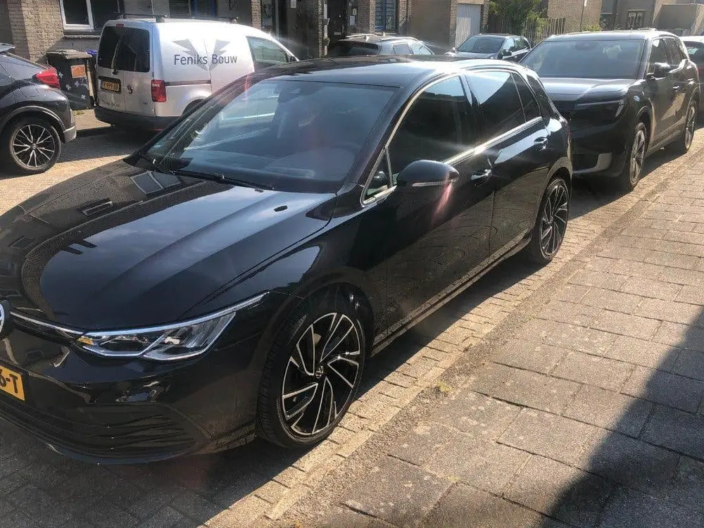 Volkswagen Golf 1.5 TSI 130pk 2021 Zwart uit 2021