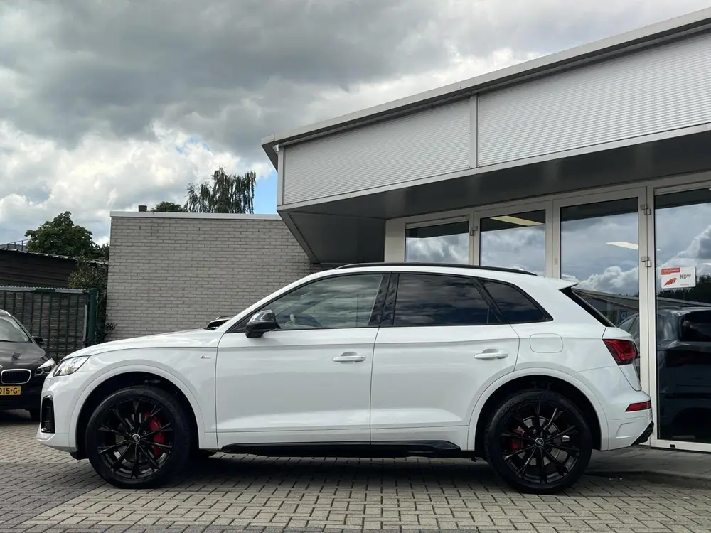 Audi Q5 55 TFSI e S Competition 367PK PANO+MATRIX+ uit 2023, foto 4