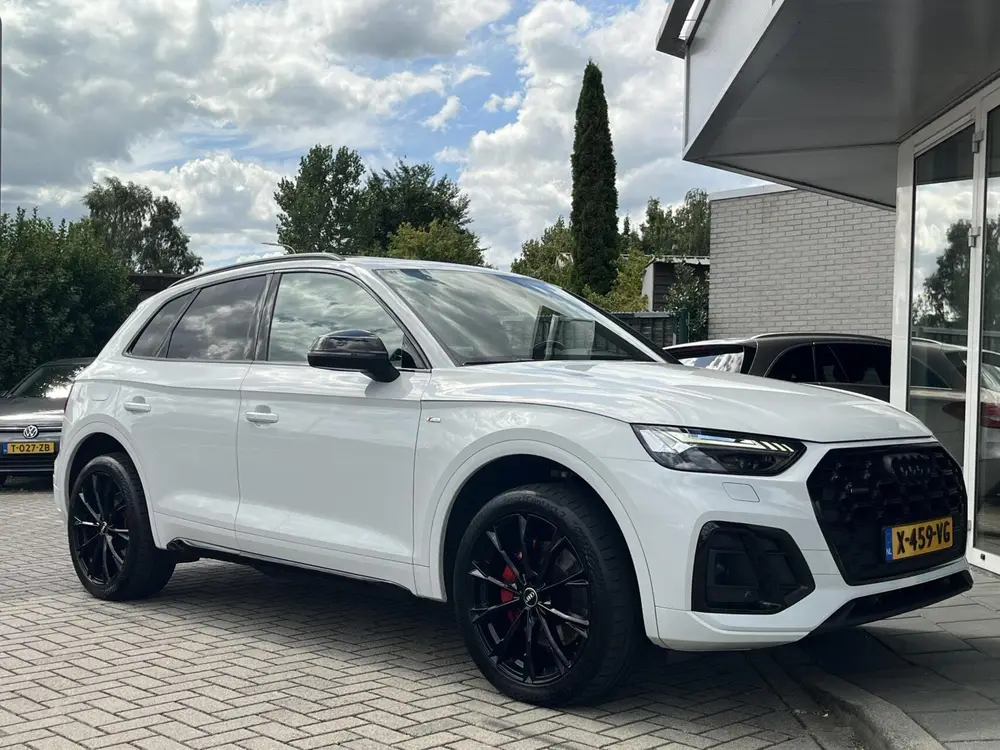 Audi Q5 55 TFSI e S Competition 367PK PANO+MATRIX+ uit 2023, foto 7
