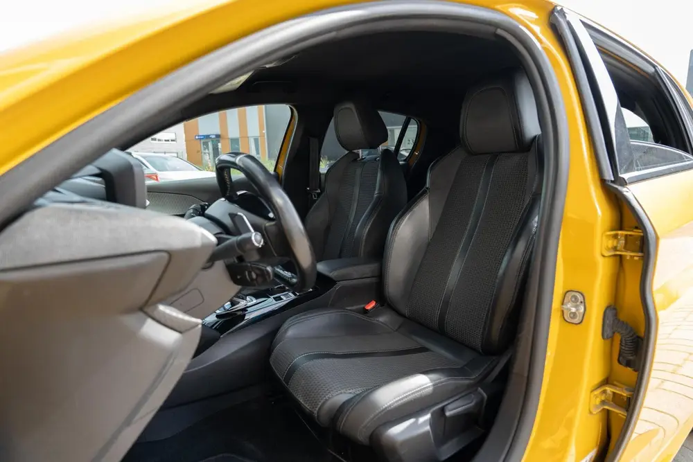 Peugeot 208 1.2 PureTech GT-Line Carplay uit 2019, foto 14