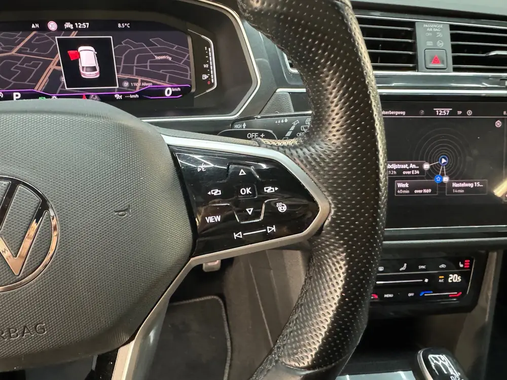 Volkswagen Tiguan 1.5 TSI R Line Pano|Keyless|Sfeer|360Camer uit 2020, foto 15