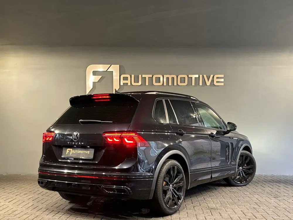 Volkswagen Tiguan 1.5 TSI R Line Pano|Keyless|Sfeer|360Camer uit 2020, foto 3