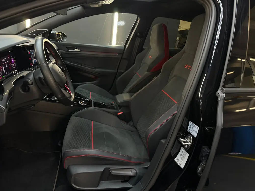 Volkswagen Golf 2.0 TSI GTI Clubsport Pano|H/K|HuD|IQ|Keyles uit 2023, foto 6