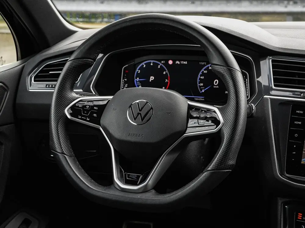 Volkswagen Tiguan 1.5 TSI 150 PK DSG R-Line Black Style | Tr uit 2021, foto 17