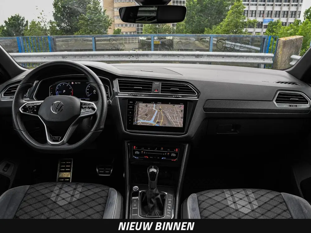 Volkswagen Tiguan 1.5 TSI 150 PK DSG R-Line Black Style | Tr uit 2021, foto 2