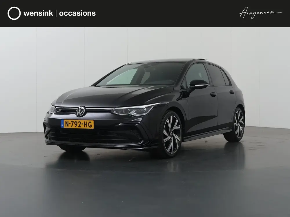 Volkswagen Golf 1.5 eTSI R-Line Business | Panoramadak | Spo uit 2021