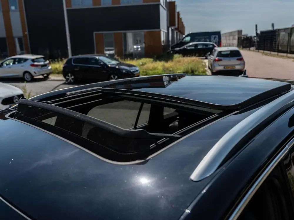 Volkswagen Tiguan 1.4 TSI eHybrid R-Line Business+ Pano|VOL! uit 2023, foto 12