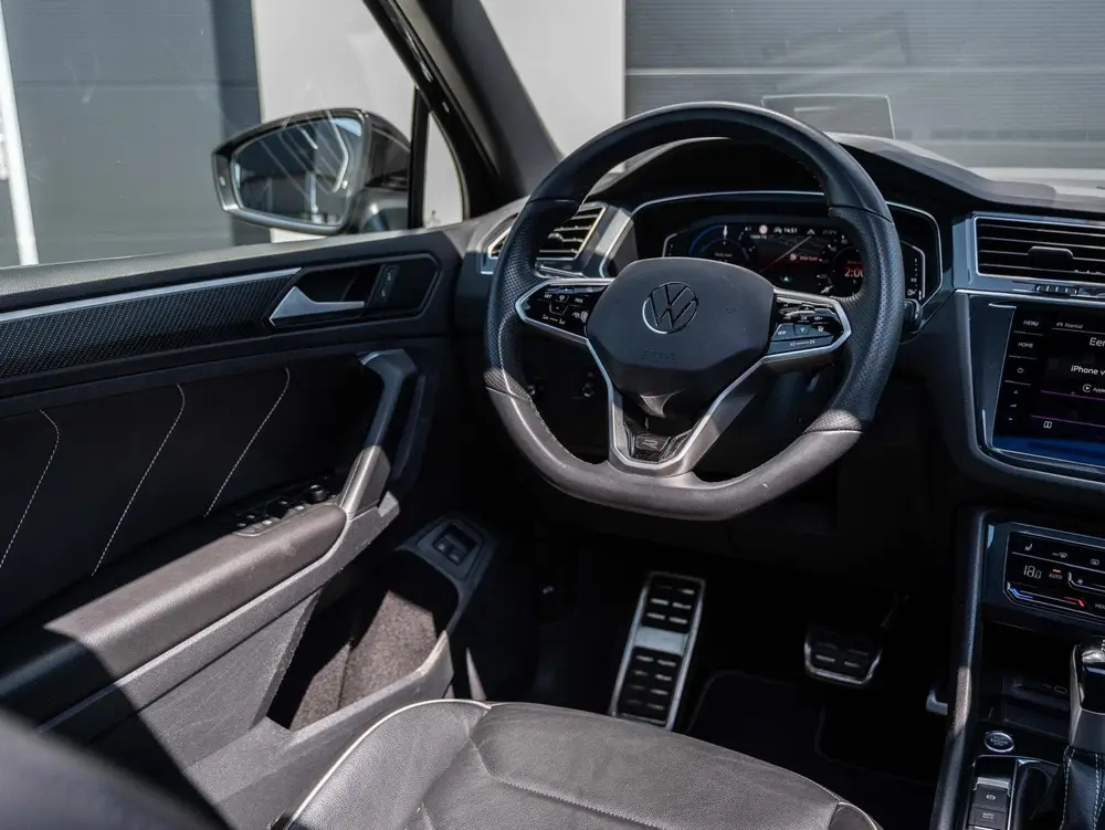 Volkswagen Tiguan 1.4 TSI eHybrid R-Line Business+ Pano|VOL! uit 2023, foto 13