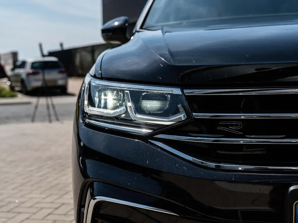 Volkswagen Tiguan 1.4 TSI eHybrid R-Line Business+ Pano|VOL! uit 2023, foto 16