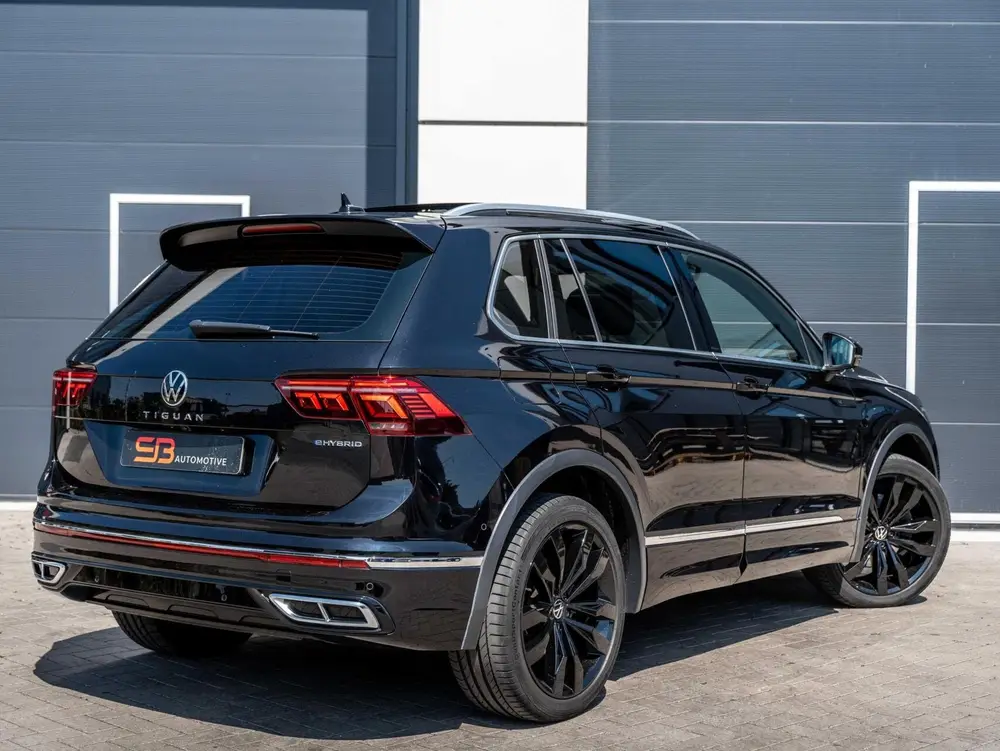 Volkswagen Tiguan 1.4 TSI eHybrid R-Line Business+ Pano|VOL! uit 2023, foto 2