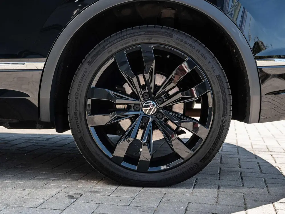 Volkswagen Tiguan 1.4 TSI eHybrid R-Line Business+ Pano|VOL! uit 2023, foto 20