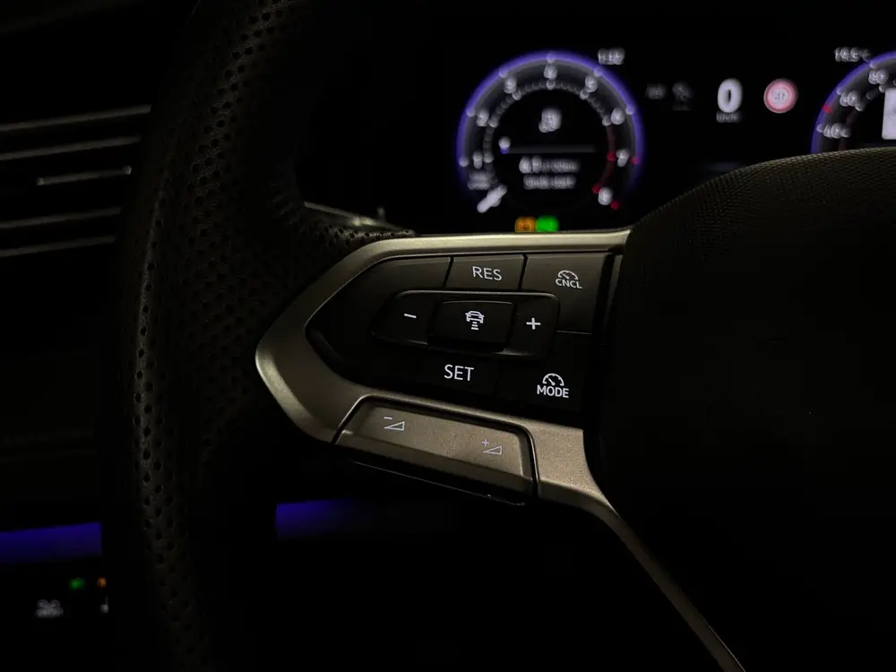 Volkswagen Tiguan 1.5 eTSI R-Line |Pano|HuD|Massage|Leder|Bl uit 2024, foto 18