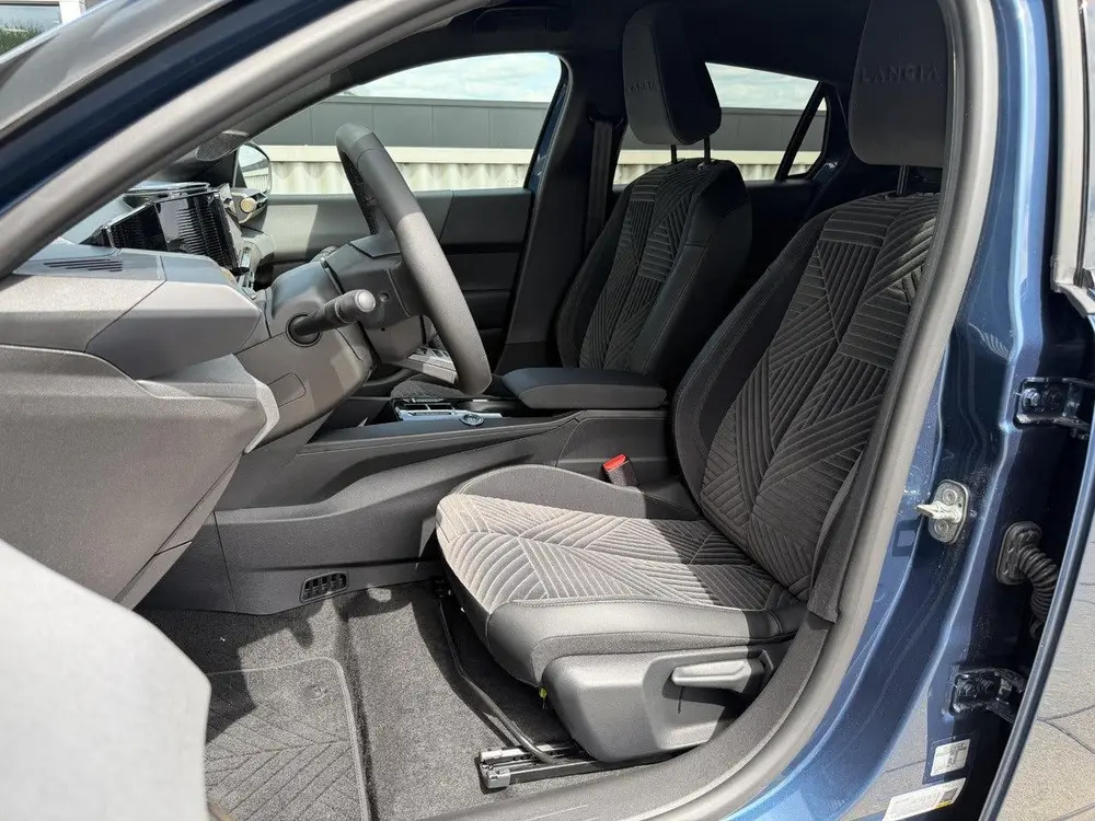 Lancia Ypsilon 54 kWh LX | SALA | | Adaptieve Cruise | Lanci uit 2026, foto 9