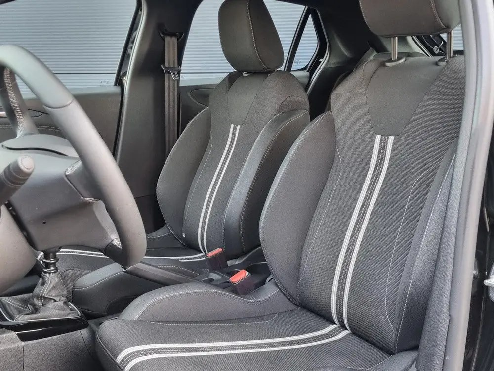 Opel Corsa 1.2T 100pk GS uit 2024, foto 10
