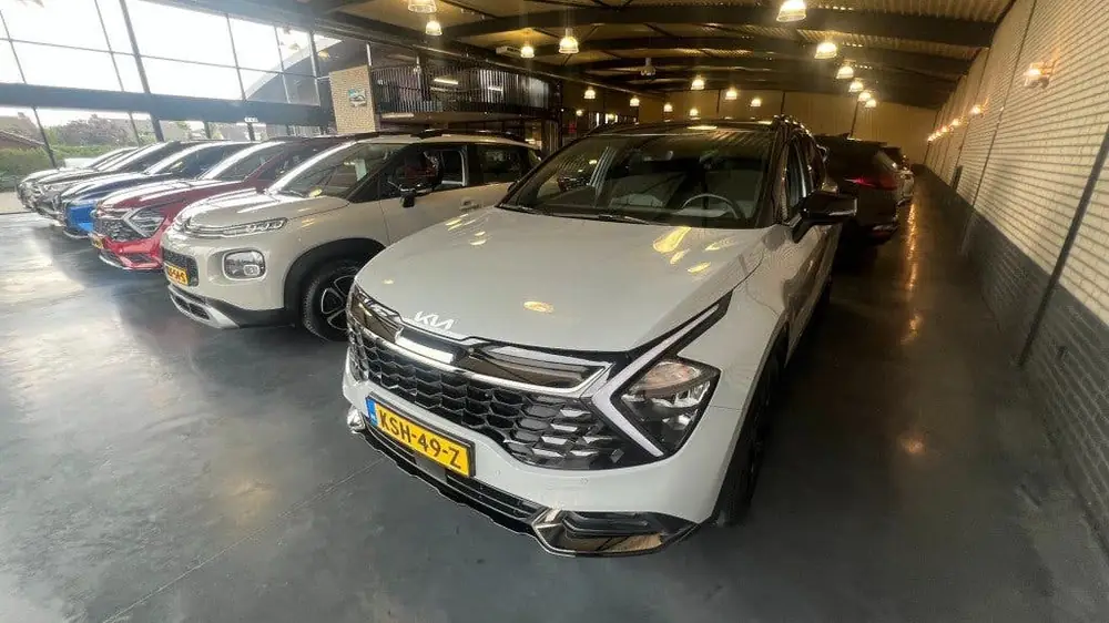 Kia Sportage 1.6 T-GDI Style MY25 Wolf Grey Two-Tone uit 2025, foto 2
