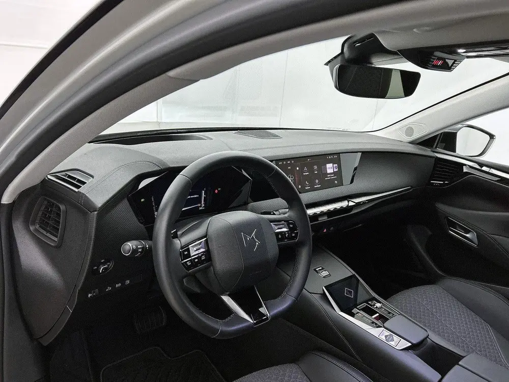 DS Automobiles DS 4 DS DS 4 Bastille 1.6 PHEV 225pk Automaat uit 2025, foto 10