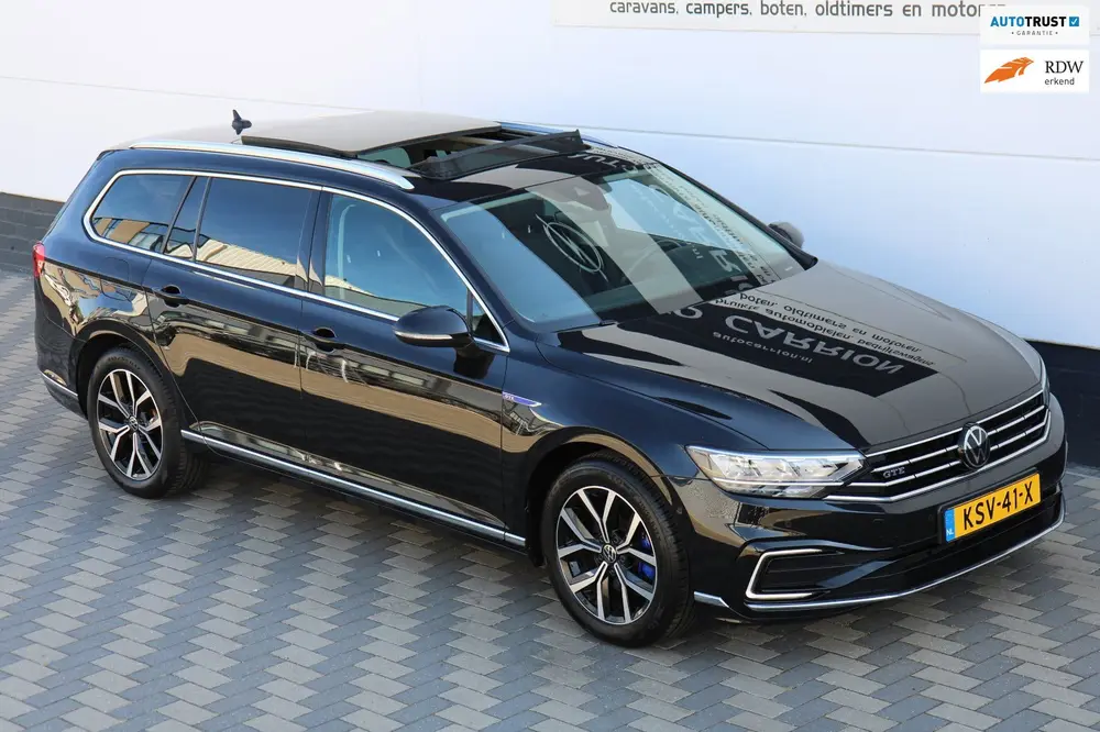 Volkswagen Passat Variant 1.4 TSI PHEV GTE Pano Trekhaak BTW uit 2021