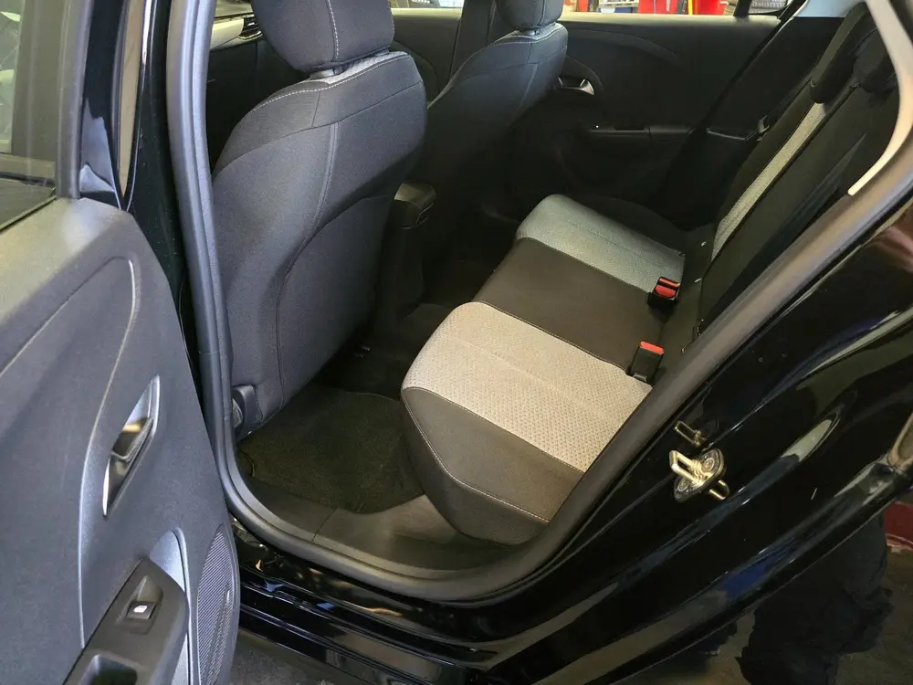 Opel Corsa 1.2 Edition uit 2024, foto 10