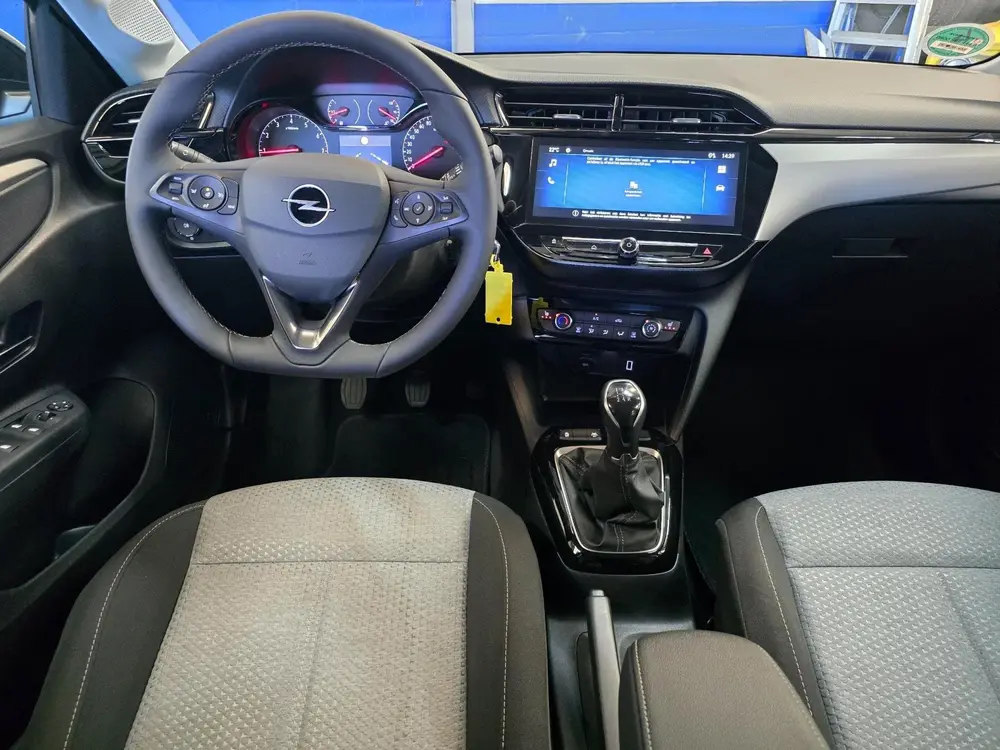 Opel Corsa 1.2 Edition uit 2024, foto 11