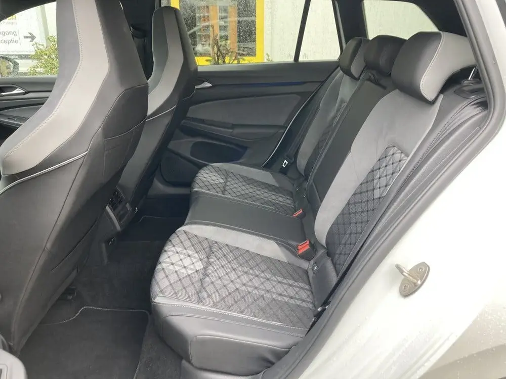 Volkswagen Golf Variant 1.5 e-TSI 3 X R-Line 180PK Automaat uit 2021, foto 8
