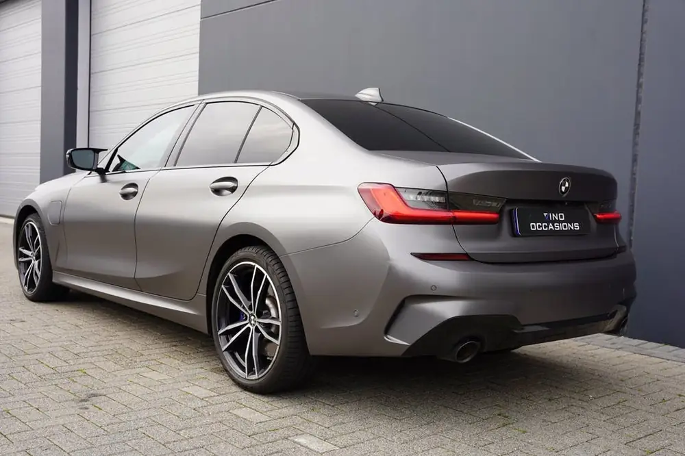 BMW 3-Serie 330e eDrive Edition uit 2021, foto 3