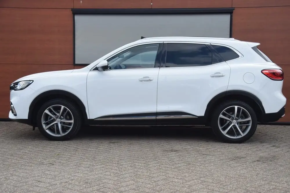 MG EHS 1.5 TGDI PHEV Luxury Leer/Pano/Camera/AdaptiveCruise/ uit 2021, foto 11